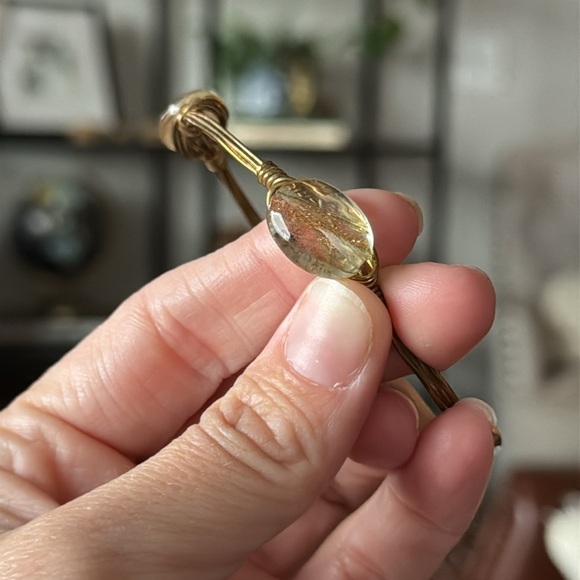 Bourbon and Bowties Bangle Bracelet gold - Picture 3 of 3